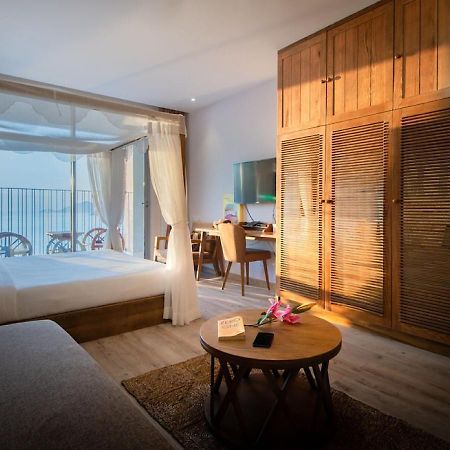Panorama Autumn Leaves Nha Trang Beach Hotel ภายนอก รูปภาพ